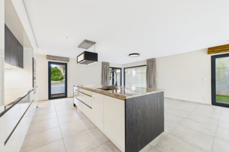 Квартира в Люксембурге, Люксембург, 97 м² - фото 4