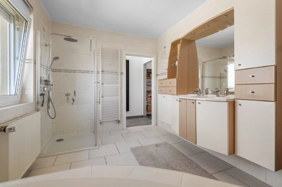 Квартира в Люксембурге, Люксембург, 90 м² - фото 5