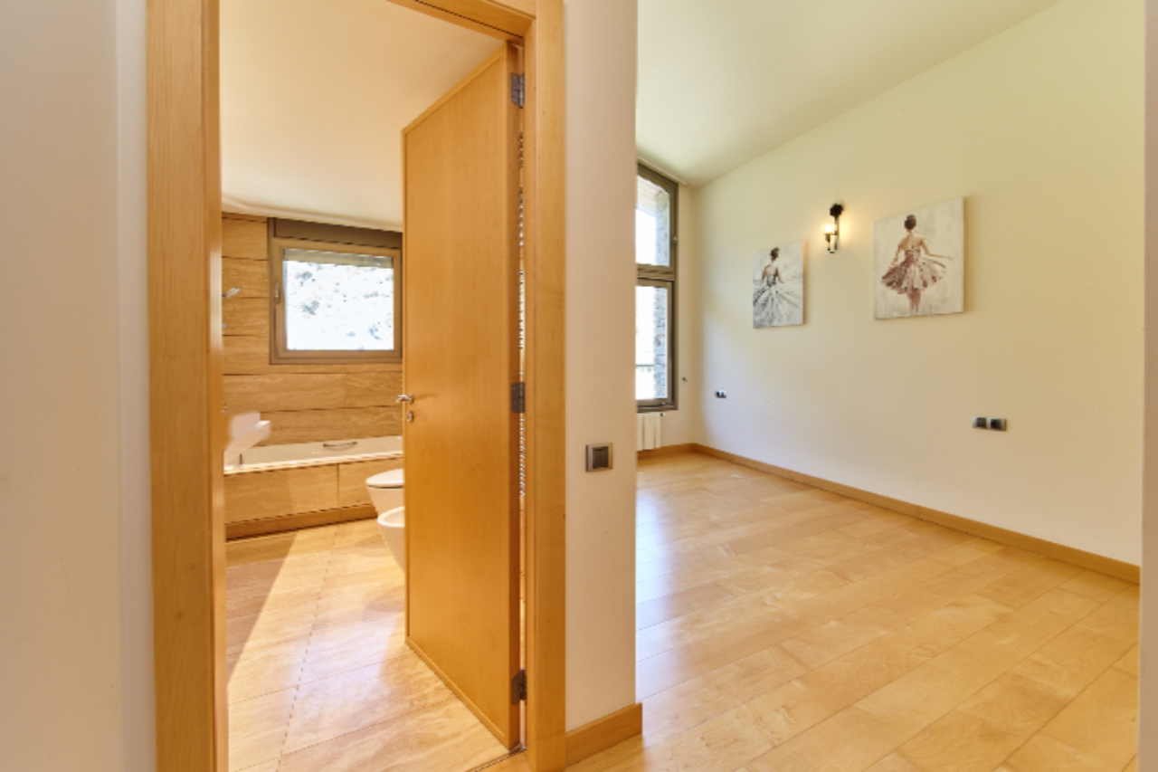 Квартира в Эскальдесе, Андорра, 195 м² - фото 7