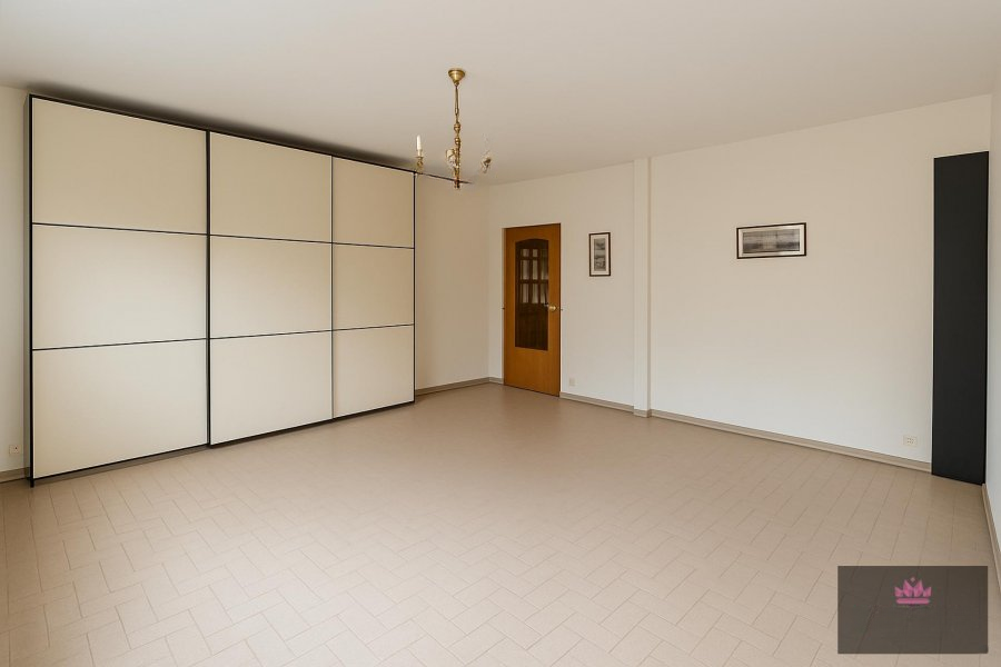 Квартира в Люксембурге, Люксембург, 355 м² - фото 7