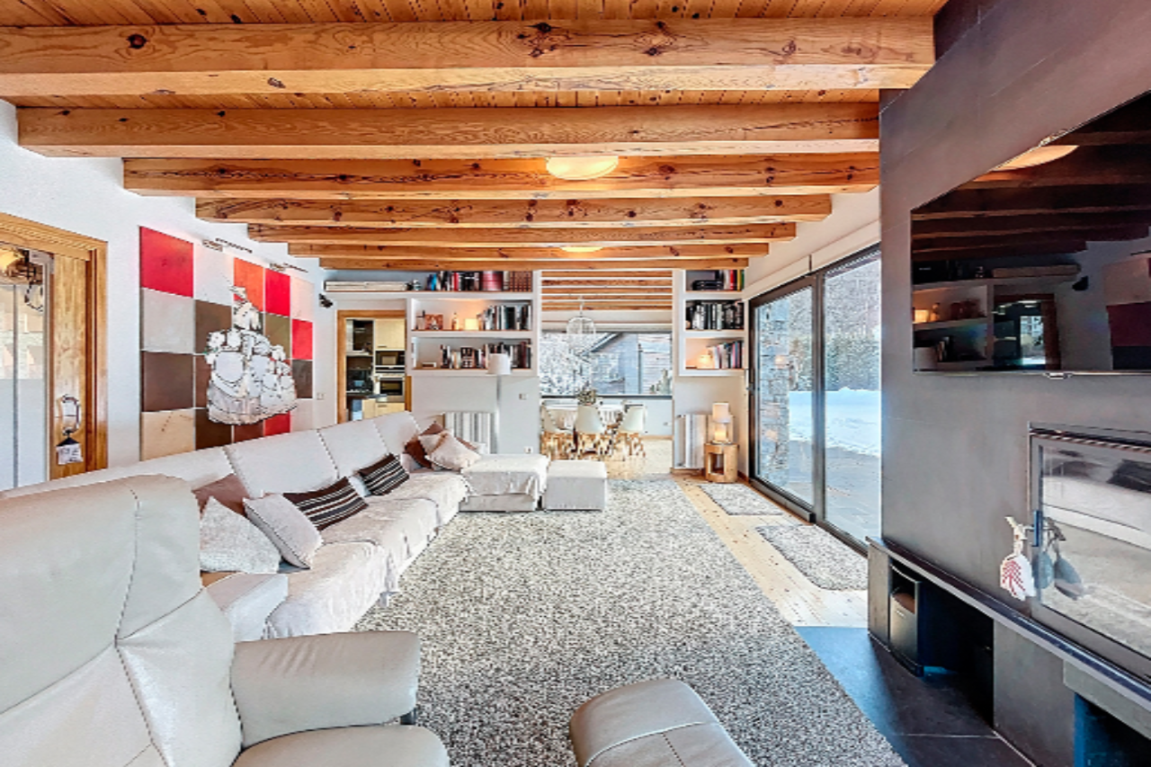 Квартира в Ордино, Андорра, 417 м² - фото 8