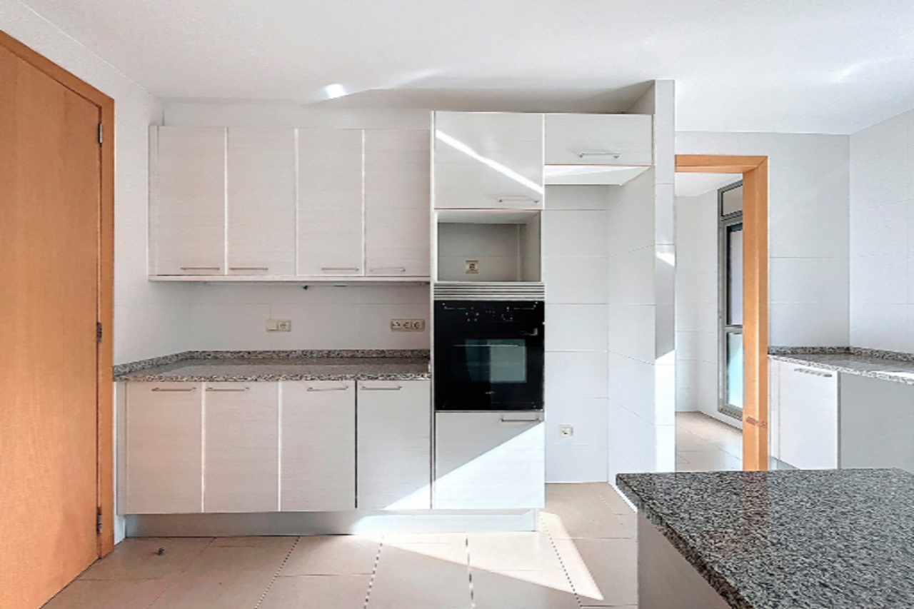 Квартира в Эскальдесе, Андорра, 164 м² - фото 8