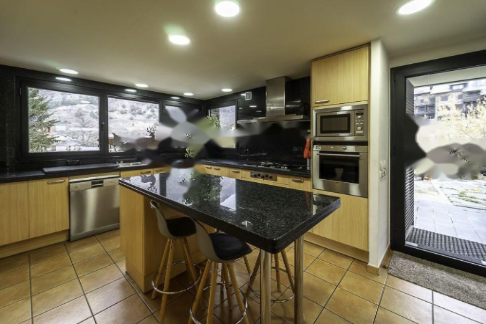 Квартира в Ордино, Андорра, 417 м² - фото 9