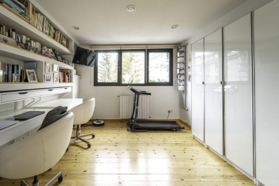 Квартира в Ордино, Андорра, 417 м² - фото 11