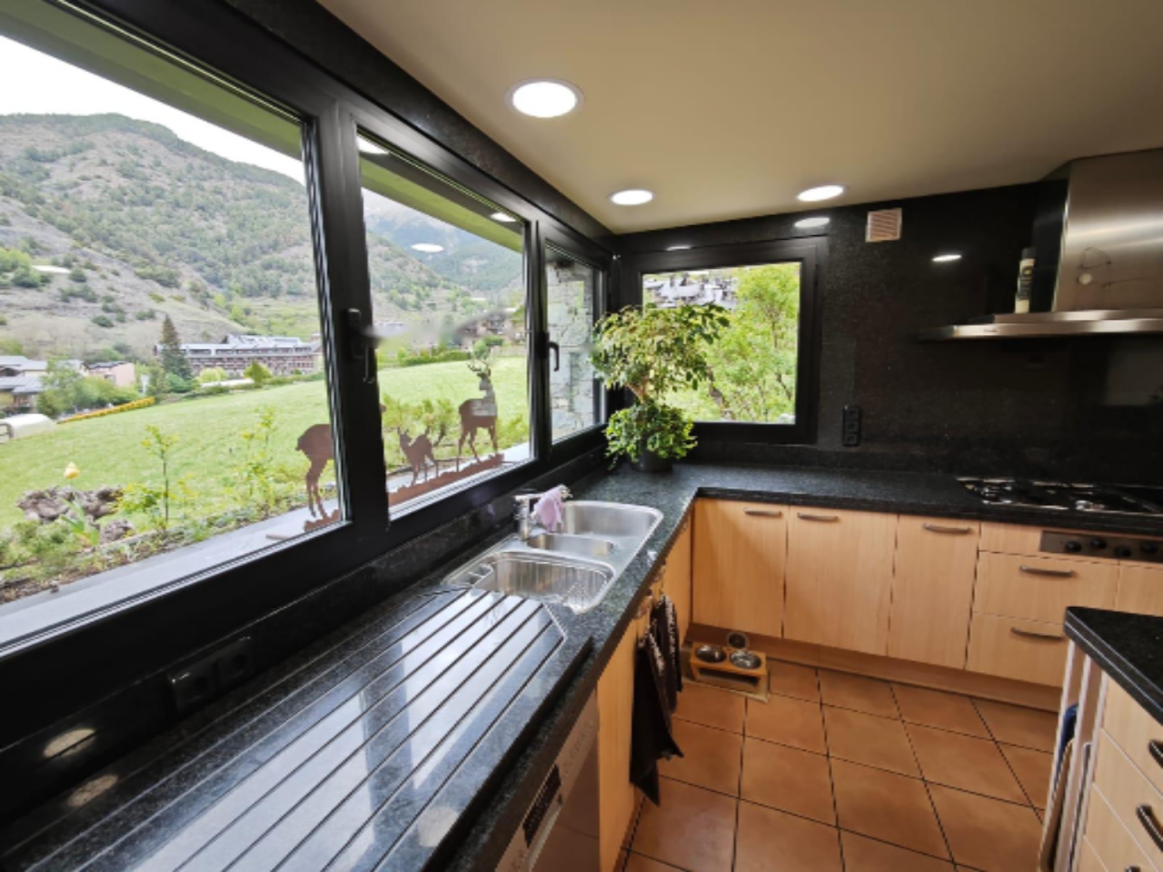 Квартира в Ордино, Андорра, 417 м² - фото 12