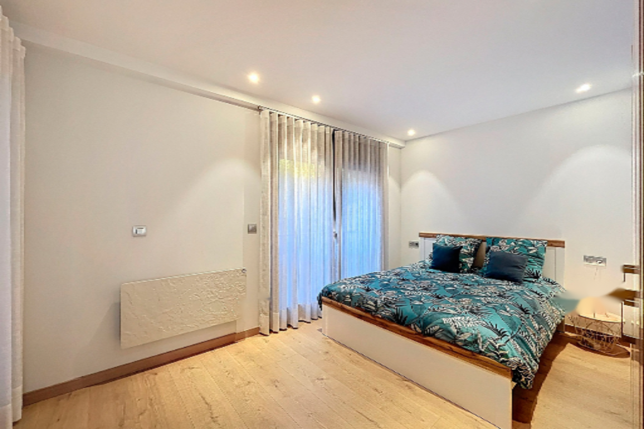 Квартира в Эскальдесе, Андорра, 140 м² - фото 13