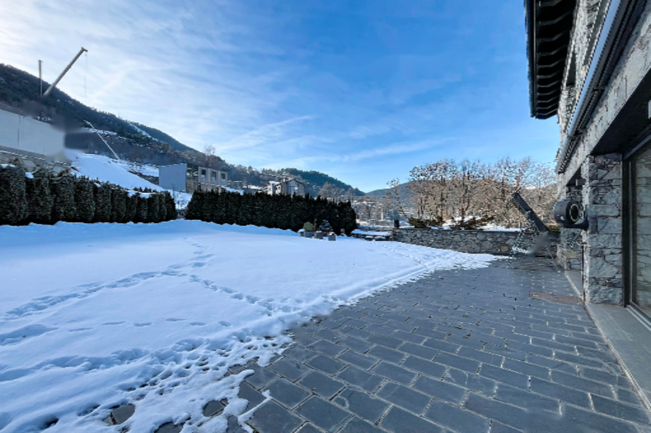 Квартира в Ордино, Андорра, 417 м² - фото 14