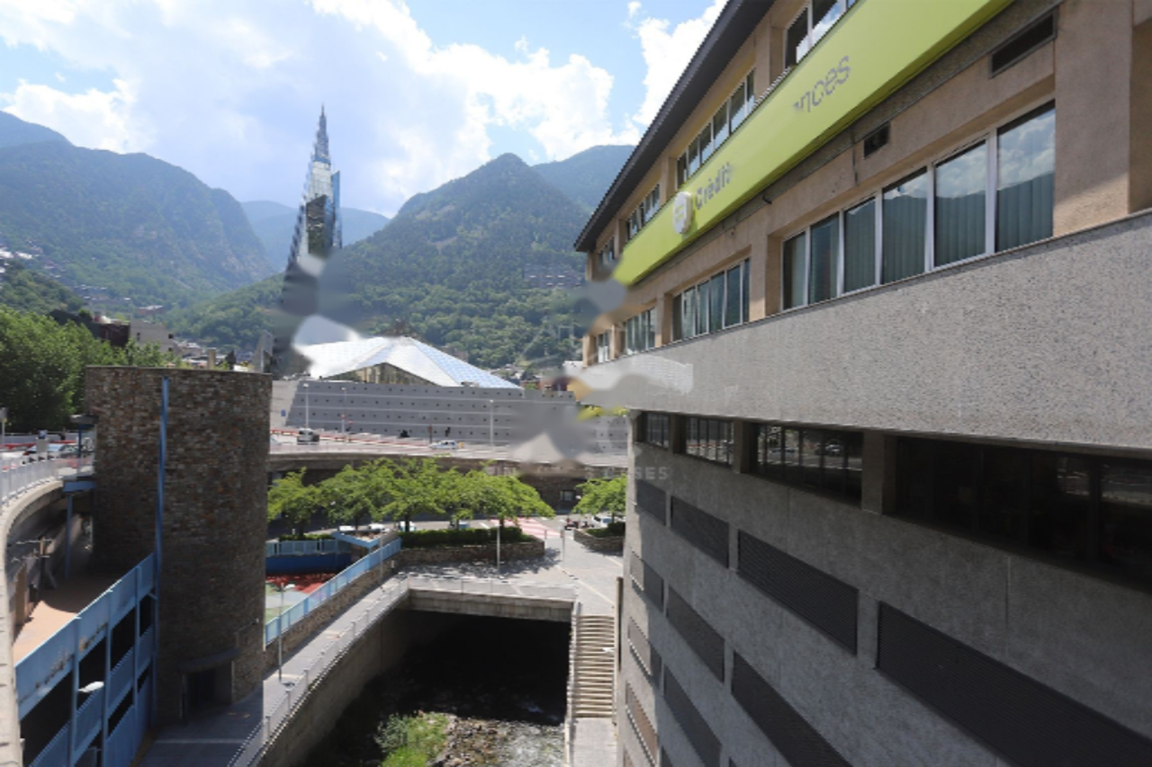 Квартира в Эскальдесе, Андорра, 140 м² - фото 15