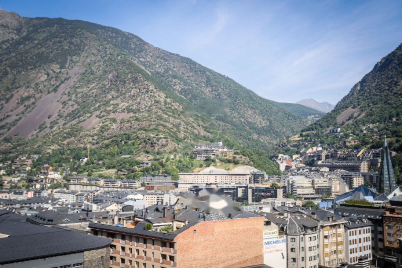 Квартира в Эскальдесе, Андорра, 140 м² - фото 17