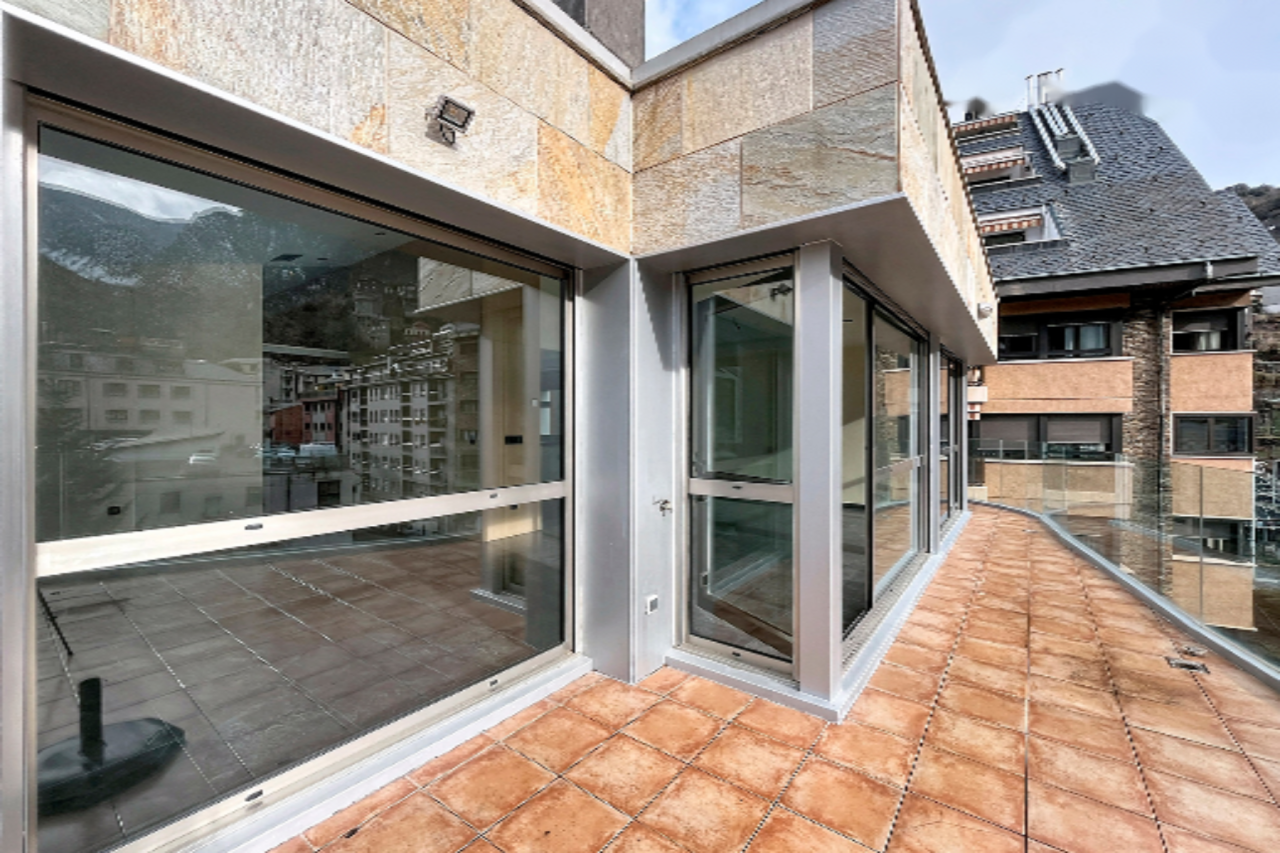 Квартира в Эскальдесе, Андорра, 215 м² - фото 19