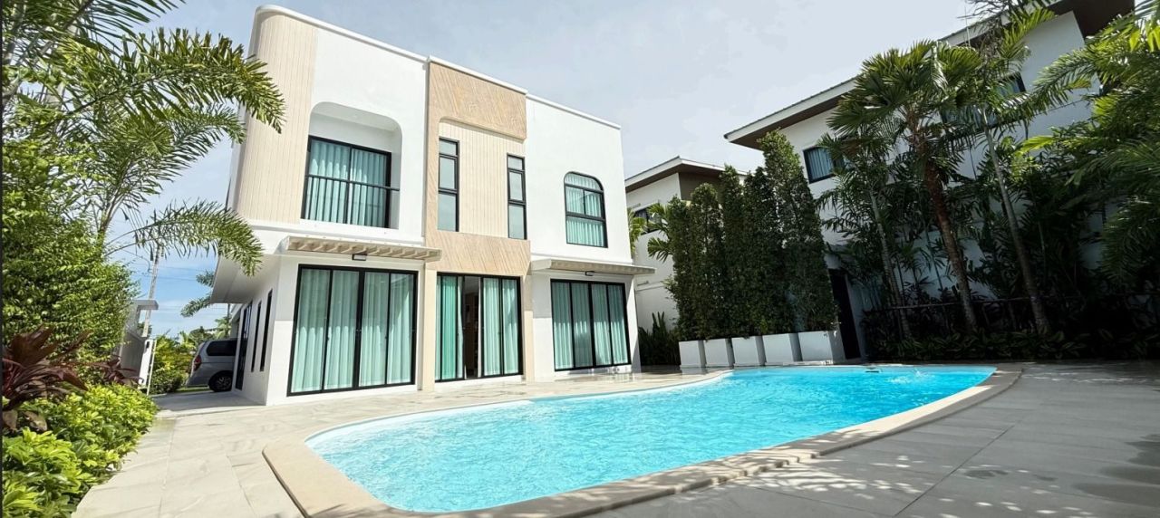 Вилла в Тхаланге, Таиланд, 373 м² - фото 1