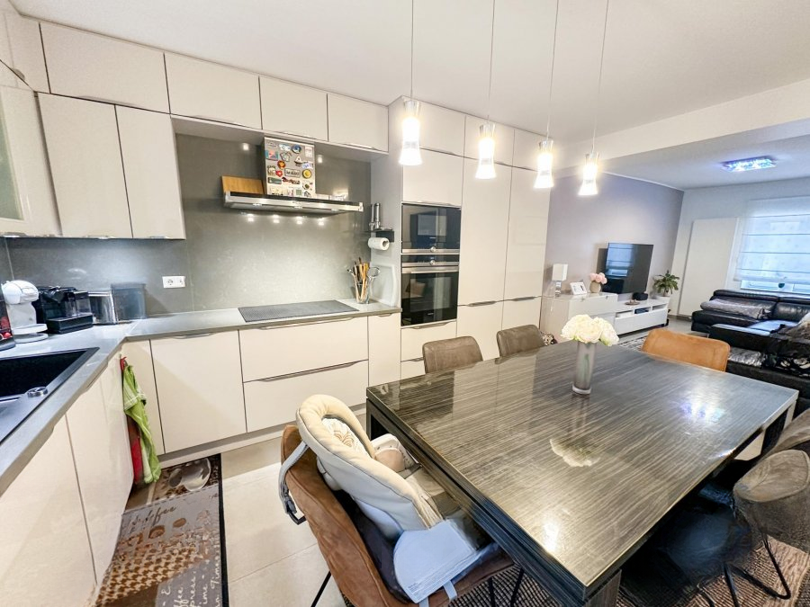 Квартира в Люксембурге, Люксембург, 72 м² - фото 1