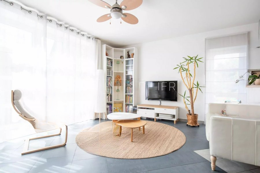 Квартира в Люксембурге, Люксембург, 90 м² - фото 2