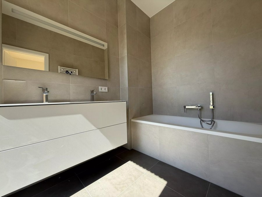 Квартира в Люксембурге, Люксембург, 111 м² - фото 2