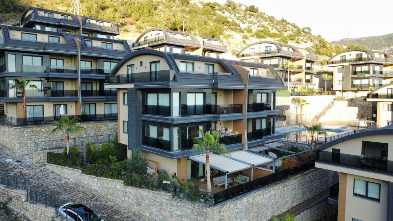 Апартаменты в Алании, Турция, 200 м² - фото 1