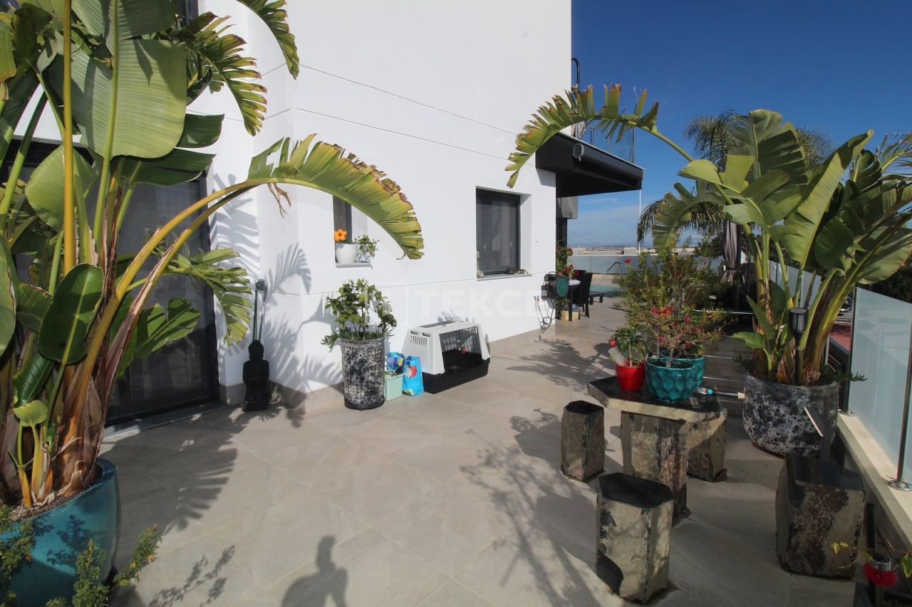 Вилла в Торревьехе, Испания, 192 м² - фото 3