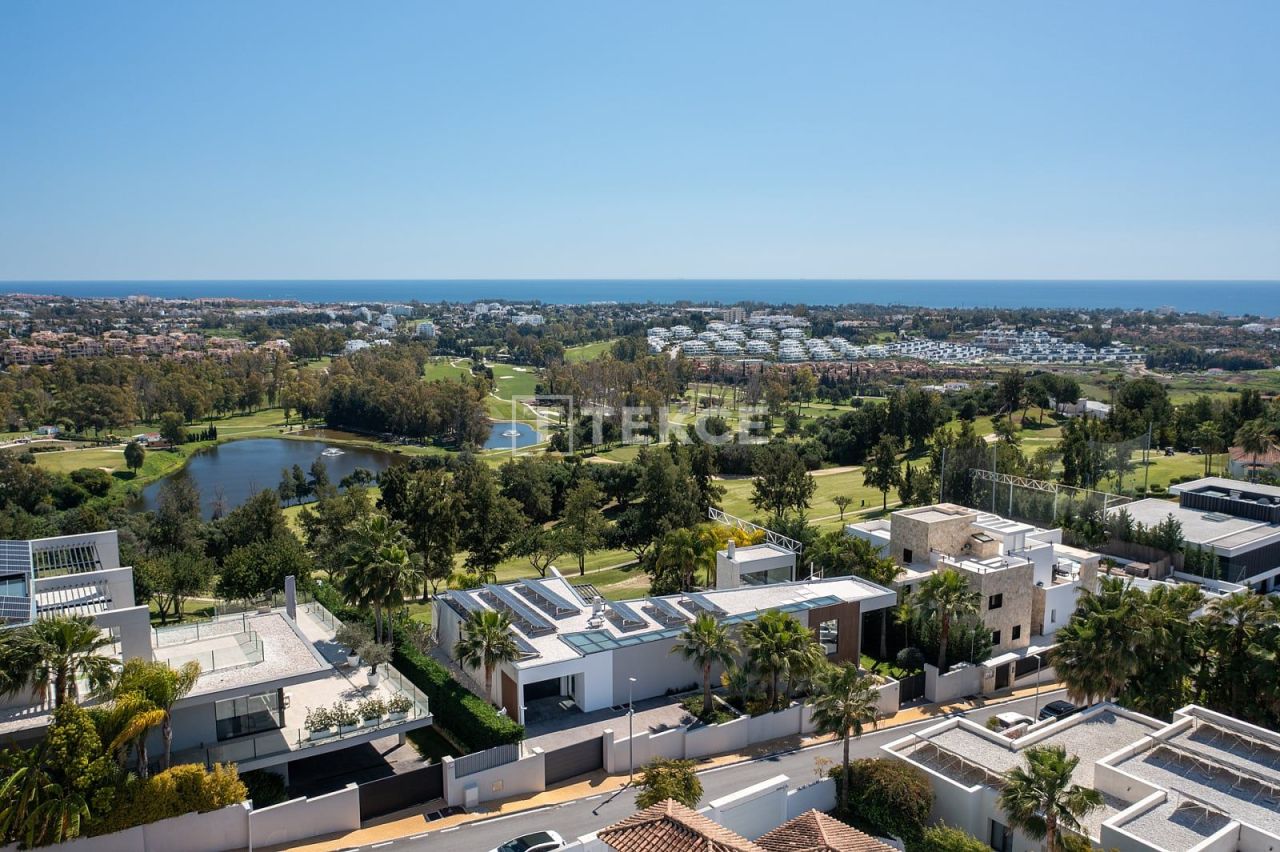 Вилла в Бенаависе, Испания, 407 м² - фото 4