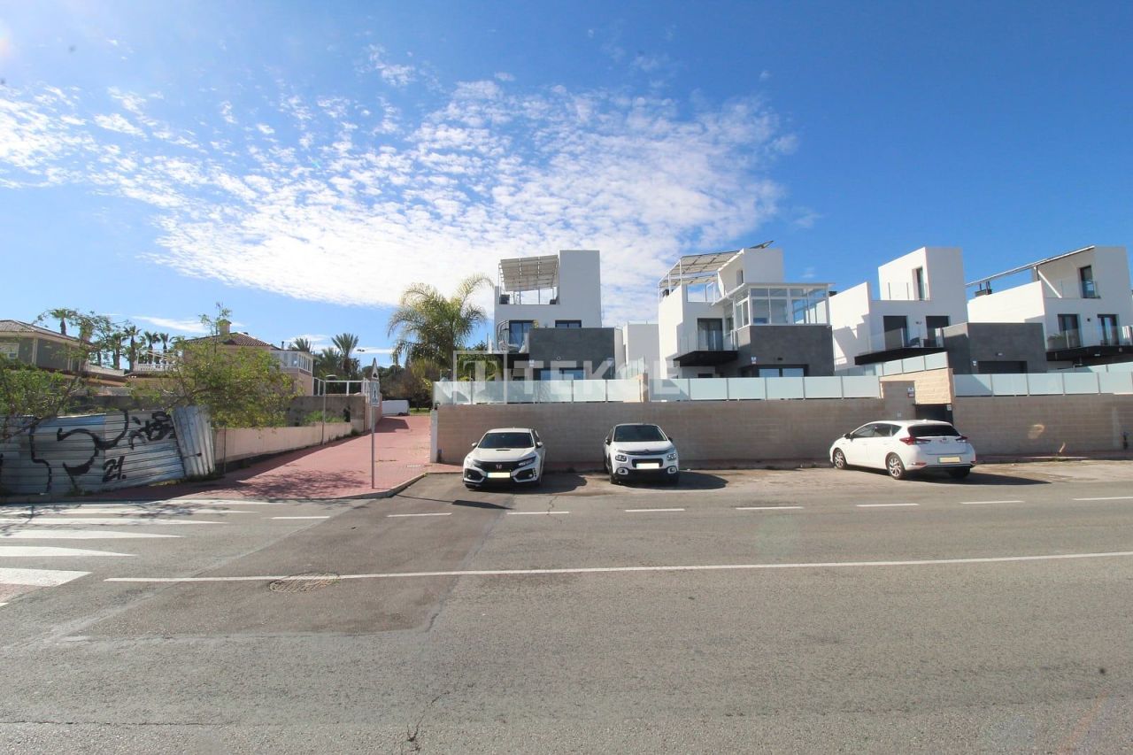 Вилла в Торревьехе, Испания, 192 м² - фото 12