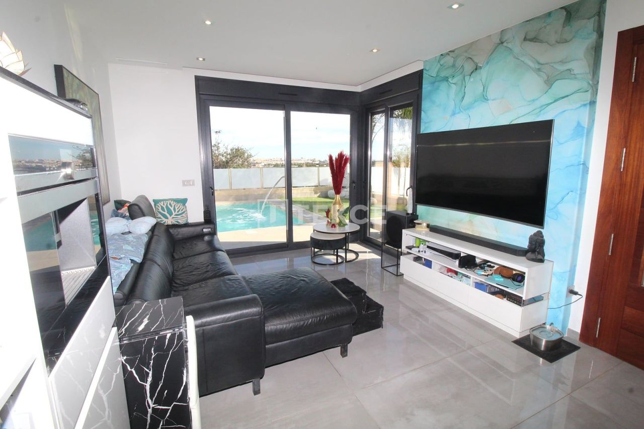 Вилла в Торревьехе, Испания, 192 м² - фото 14