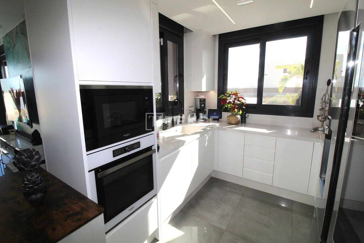 Вилла в Торревьехе, Испания, 192 м² - фото 18