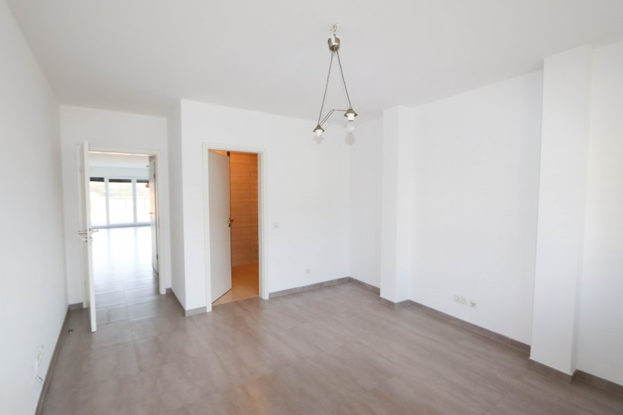 Квартира в Люксембурге, Люксембург, 81 м² - фото 3