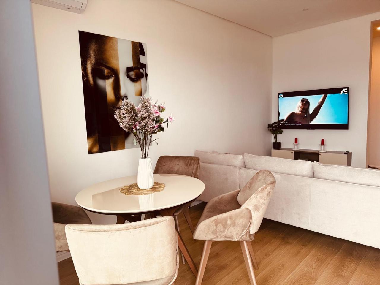 Квартира в Тивате, Черногория, 76 м² - фото 8