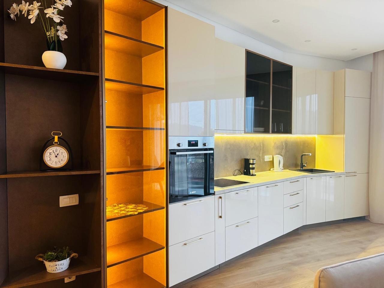 Квартира в Тивате, Черногория, 76 м² - фото 12