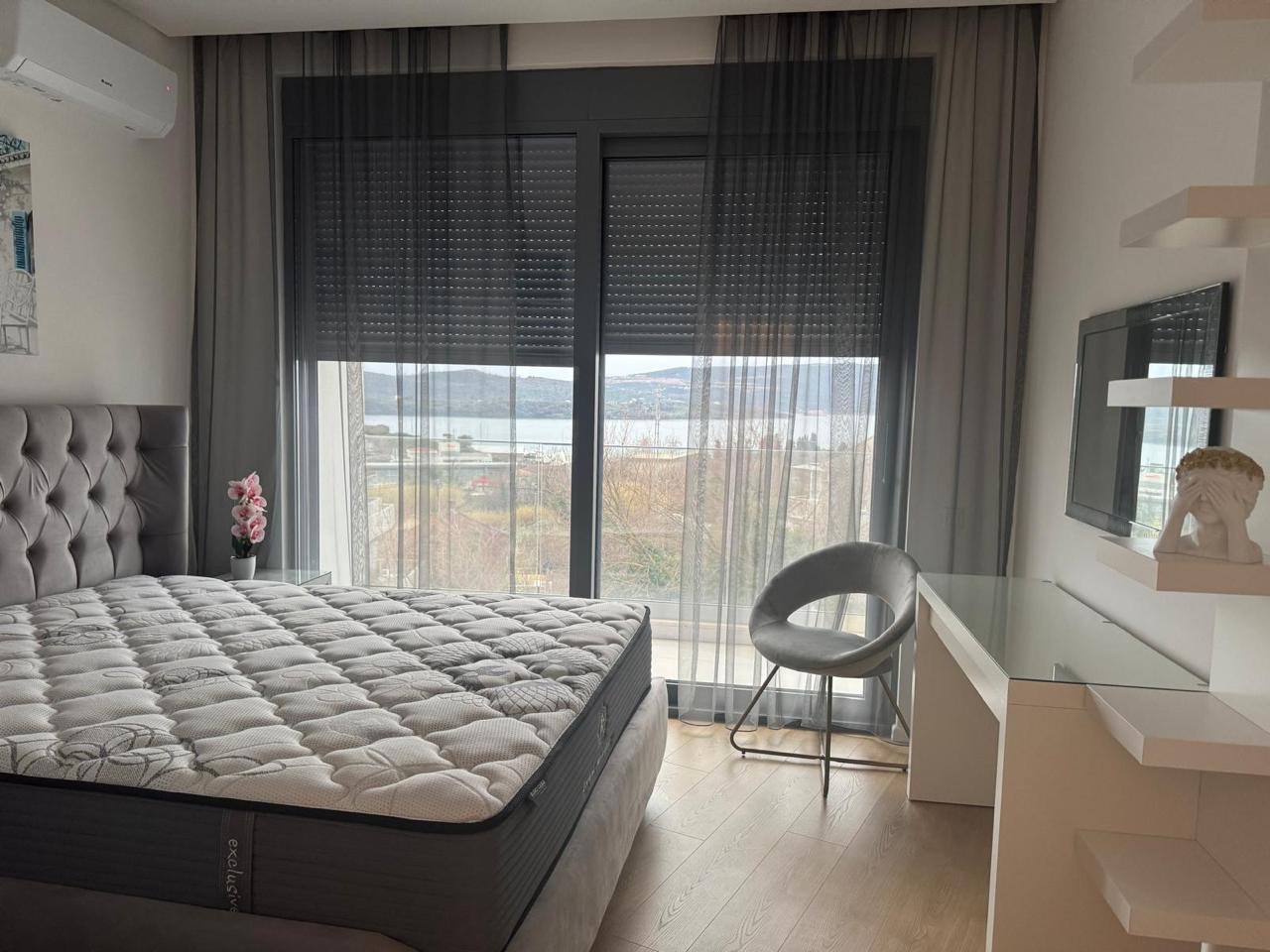 Квартира в Тивате, Черногория, 76 м² - фото 9