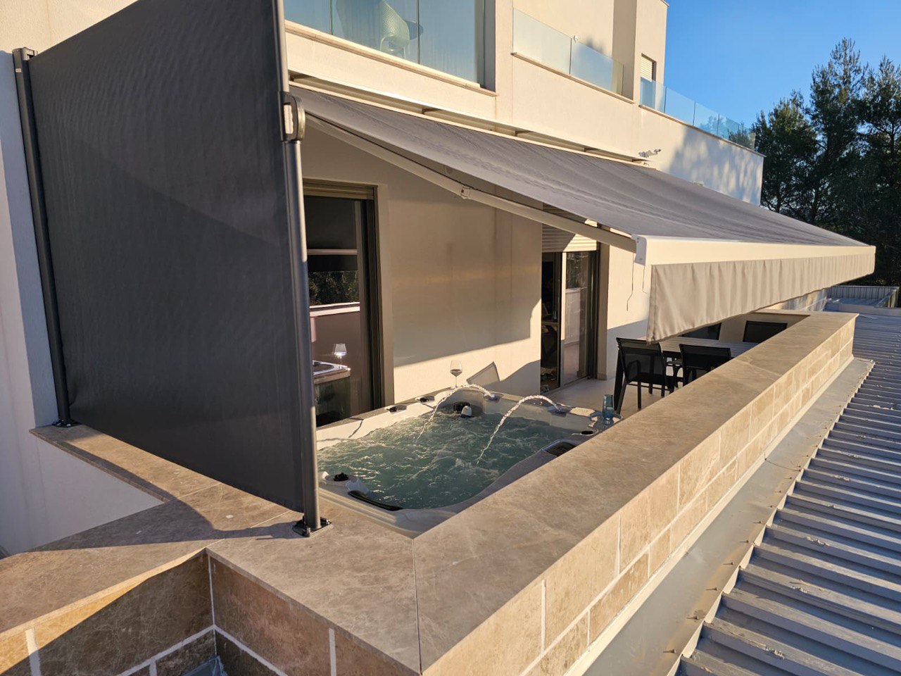 Квартира в Тивате, Черногория, 90 м² - фото 14