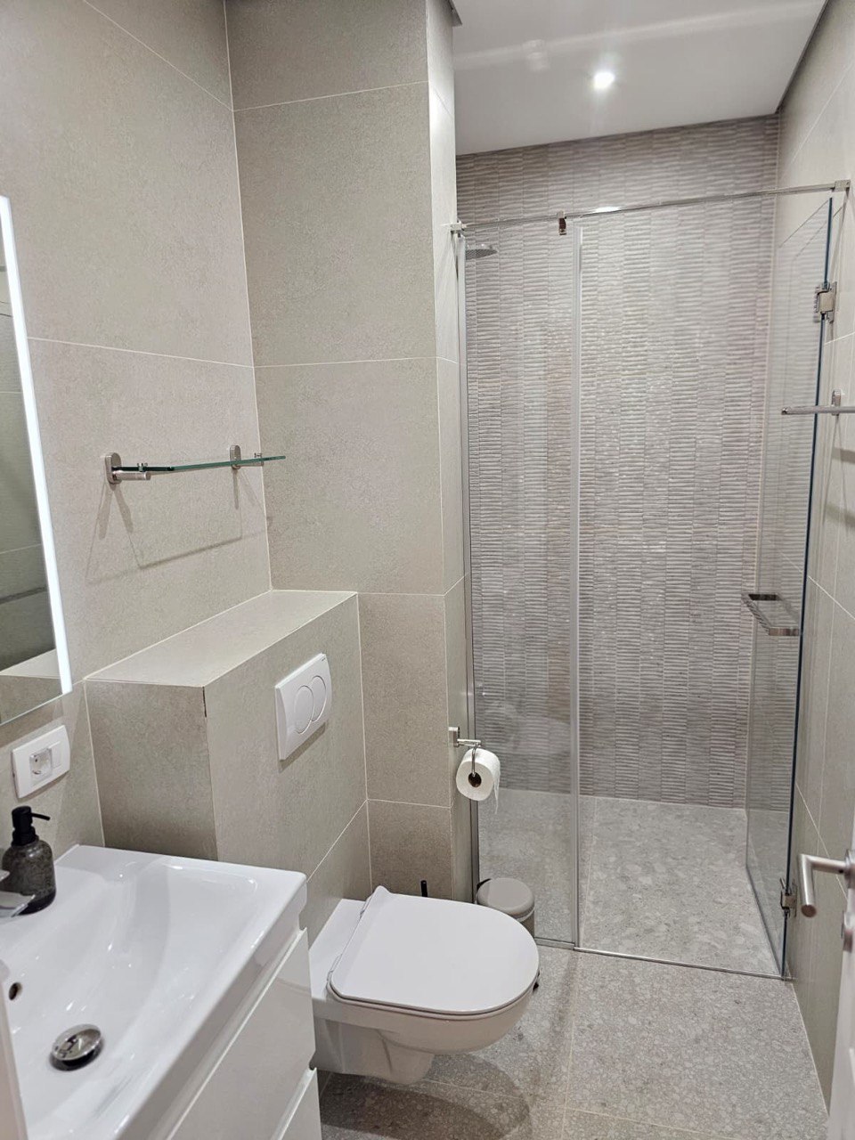 Квартира в Тивате, Черногория, 90 м² - фото 5