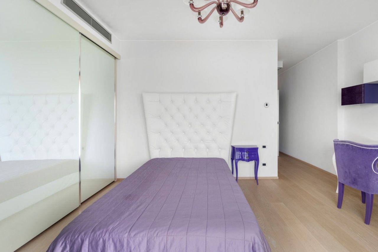 Пентхаус в Кампионе-д'Италия, Италия, 368 м² - фото 11