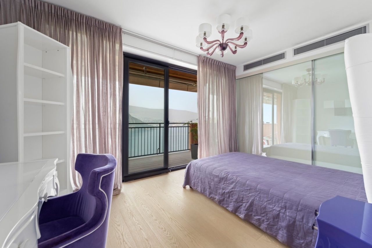 Пентхаус в Кампионе-д'Италия, Италия, 368 м² - фото 10