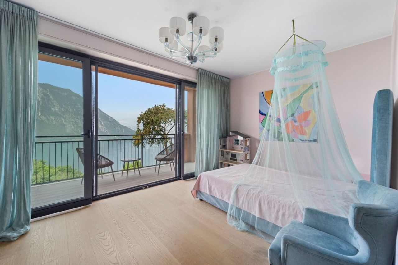 Пентхаус в Кампионе-д'Италия, Италия, 368 м² - фото 13