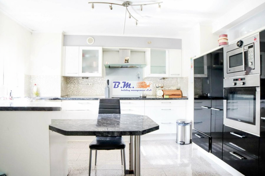 Квартира в Люксембурге, Люксембург, 73 м² - фото 1