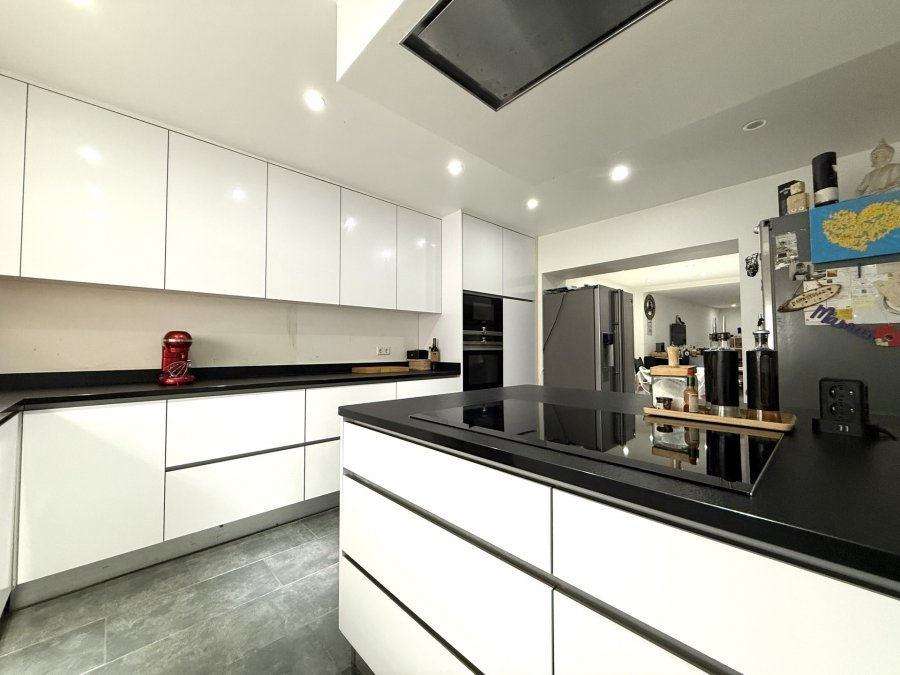 Квартира в Люксембурге, Люксембург, 175 м² - фото 1