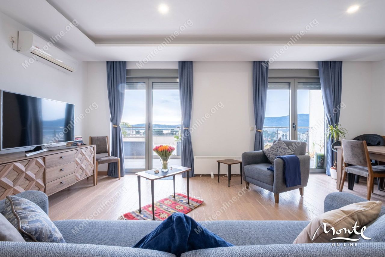 Апартаменты в Тивате, Черногория, 87 м² - фото 3