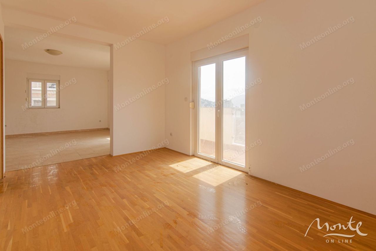 Апартаменты в Игало, Черногория, 72 м² - фото 5