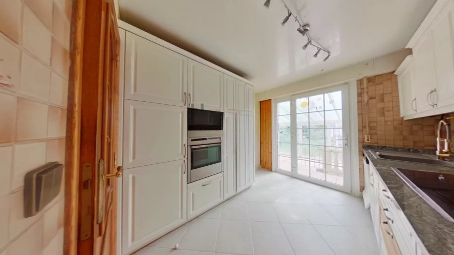 Квартира в Люксембурге, Люксембург, 158 м² - фото 2