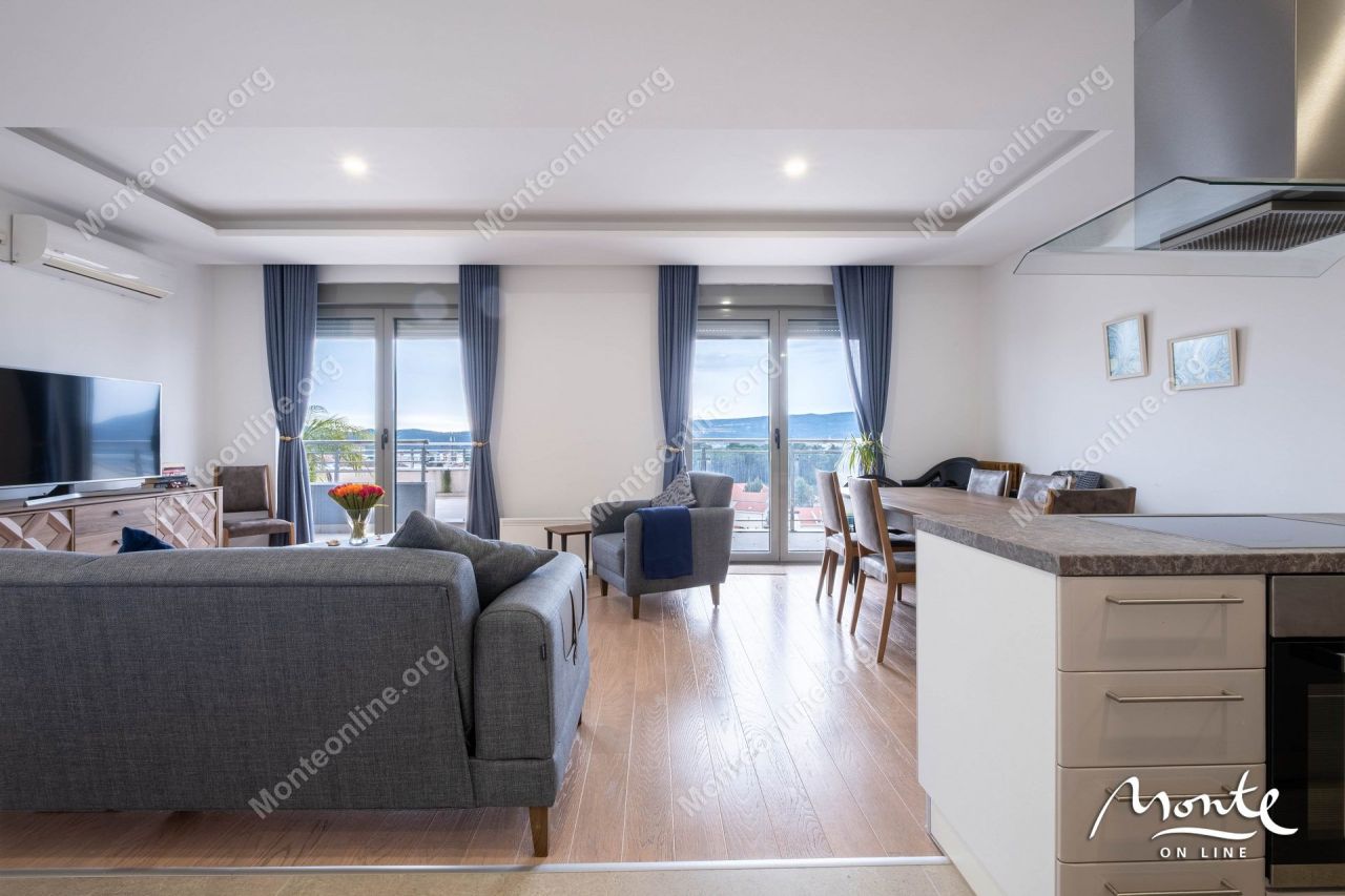 Апартаменты в Тивате, Черногория, 87 м² - фото 9