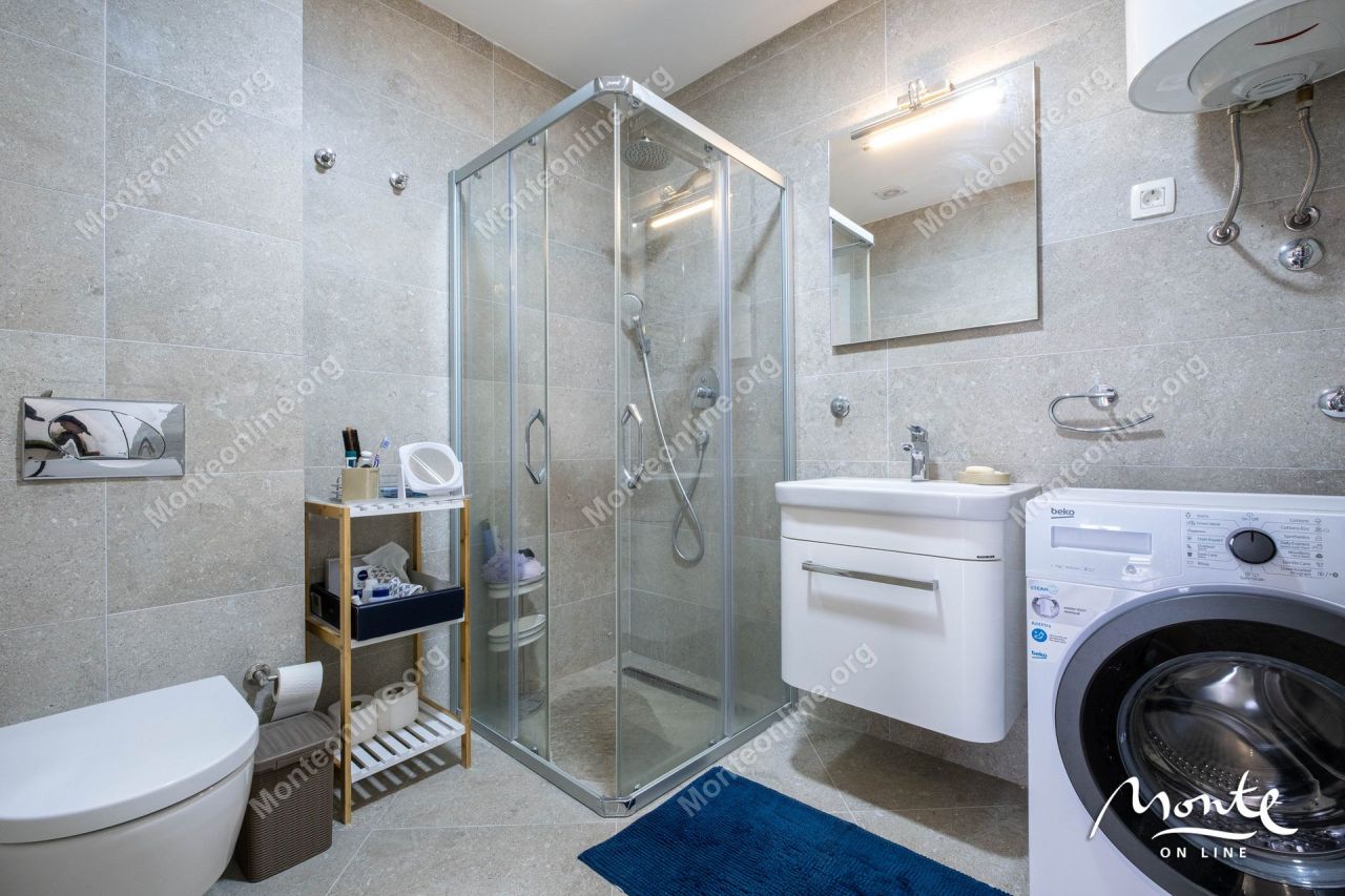 Апартаменты в Тивате, Черногория, 87 м² - фото 16