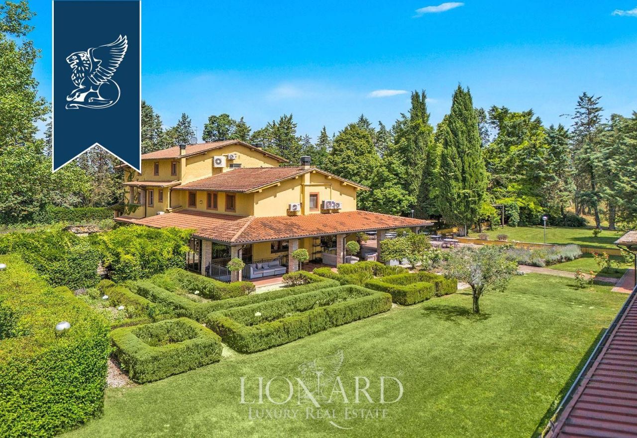 Дом в Ассизи, Италия, 1 770 м² - фото 3