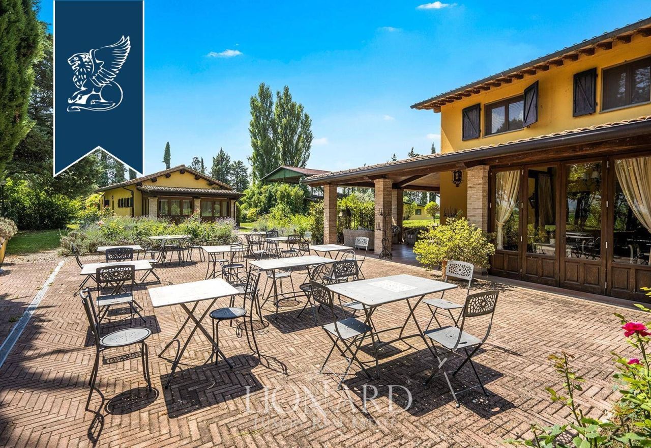 Дом в Ассизи, Италия, 1 770 м² - фото 7