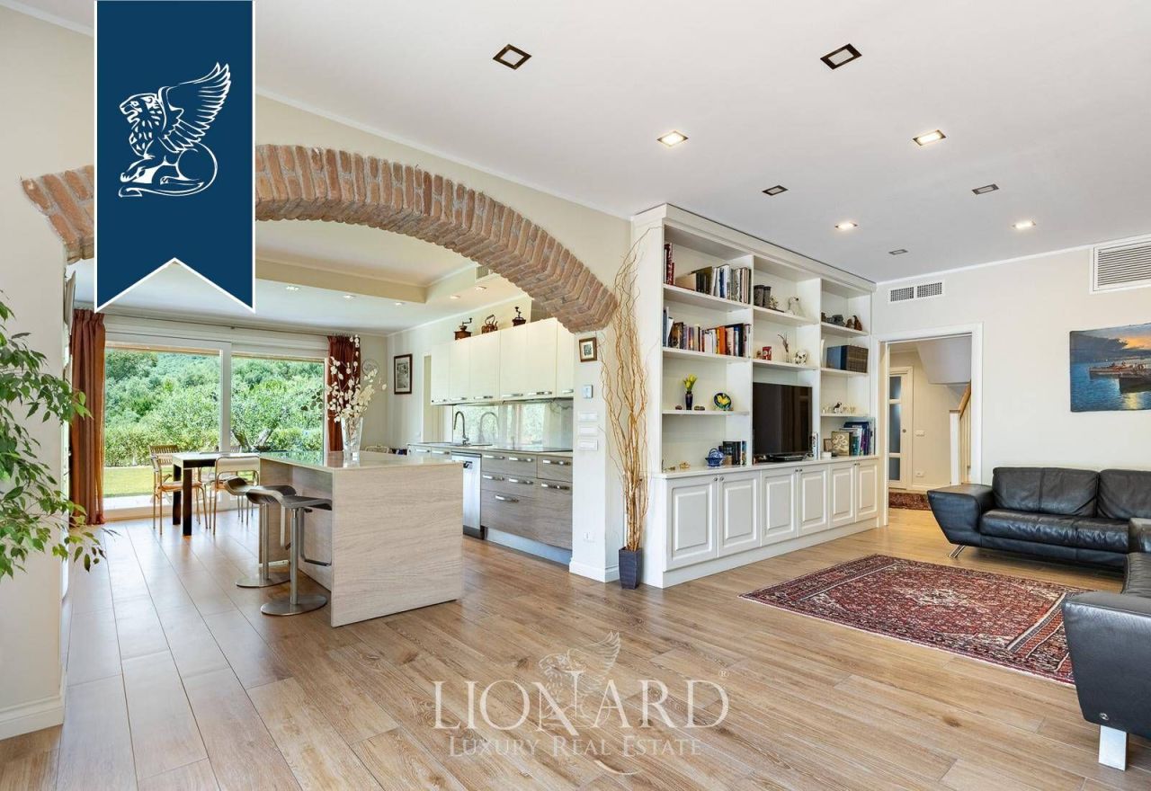 Вилла в Савоне, Италия, 300 м² - фото 12