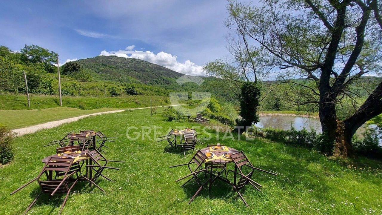 Дом Castelfranco Piandiscò, Италия, 900 м² - фото 8