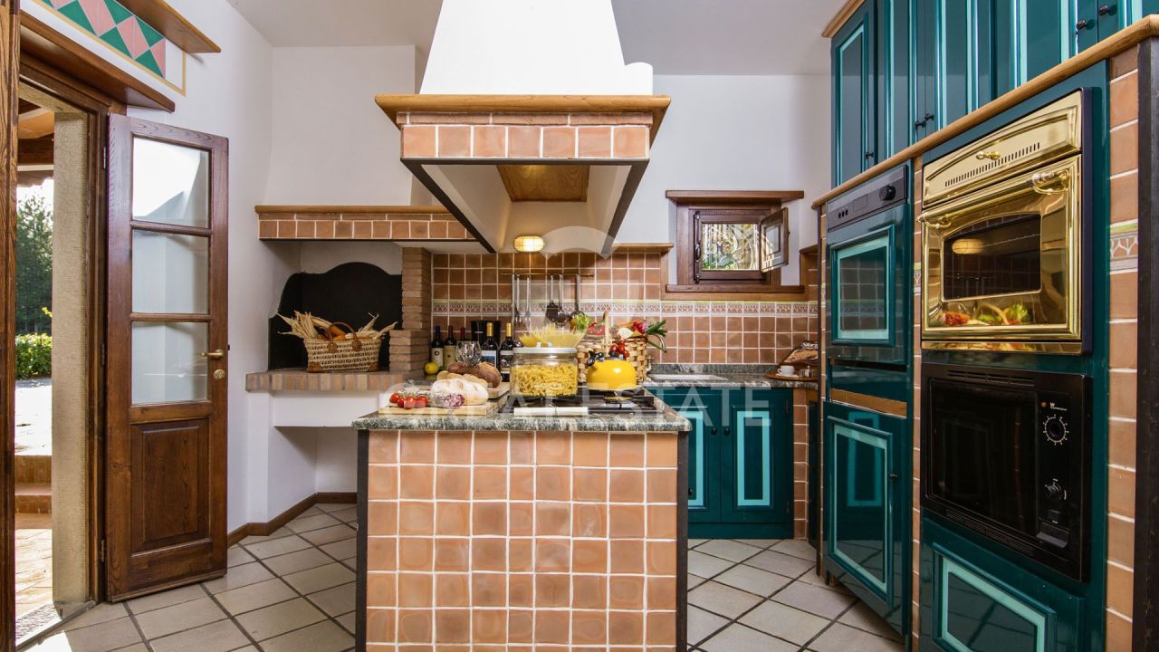 Дом Pratovecchio Stia, Италия, 504 м² - фото 13