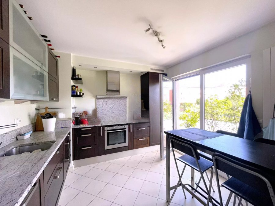 Квартира в Люксембурге, Люксембург, 93 м² - фото 3