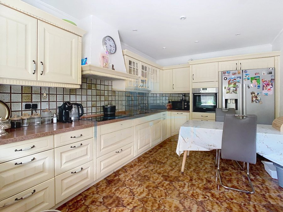 Квартира в Люксембурге, Люксембург, 200 м² - фото 6