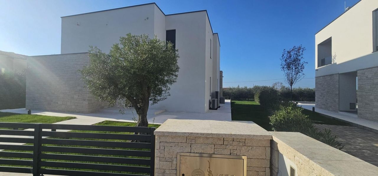 Вилла в Порече, Хорватия, 234 м² - фото 10