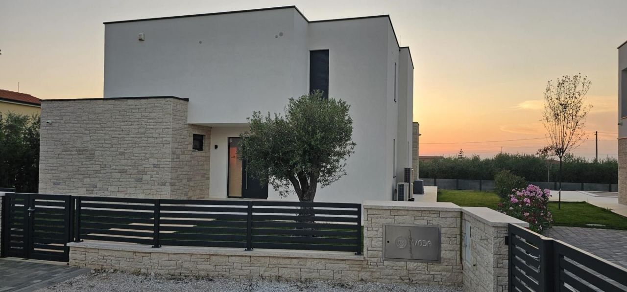 Вилла в Порече, Хорватия, 234 м² - фото 12