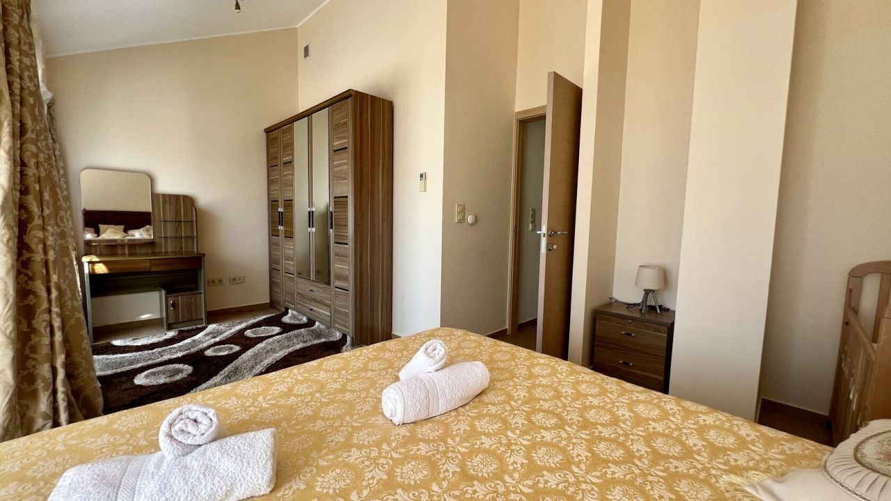 Квартира в Которе, Черногория, 104 м² - фото 12